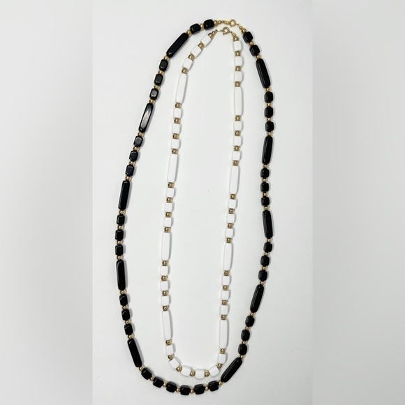 Trifari Jewelry 8 Pieces Lot Earrings Necklaces Brooches Peacock - Picture 9 of 13